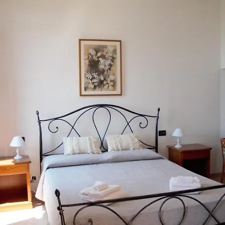 Govi ديانو كاستيلو