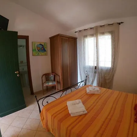 Govi 3* Diano Castello